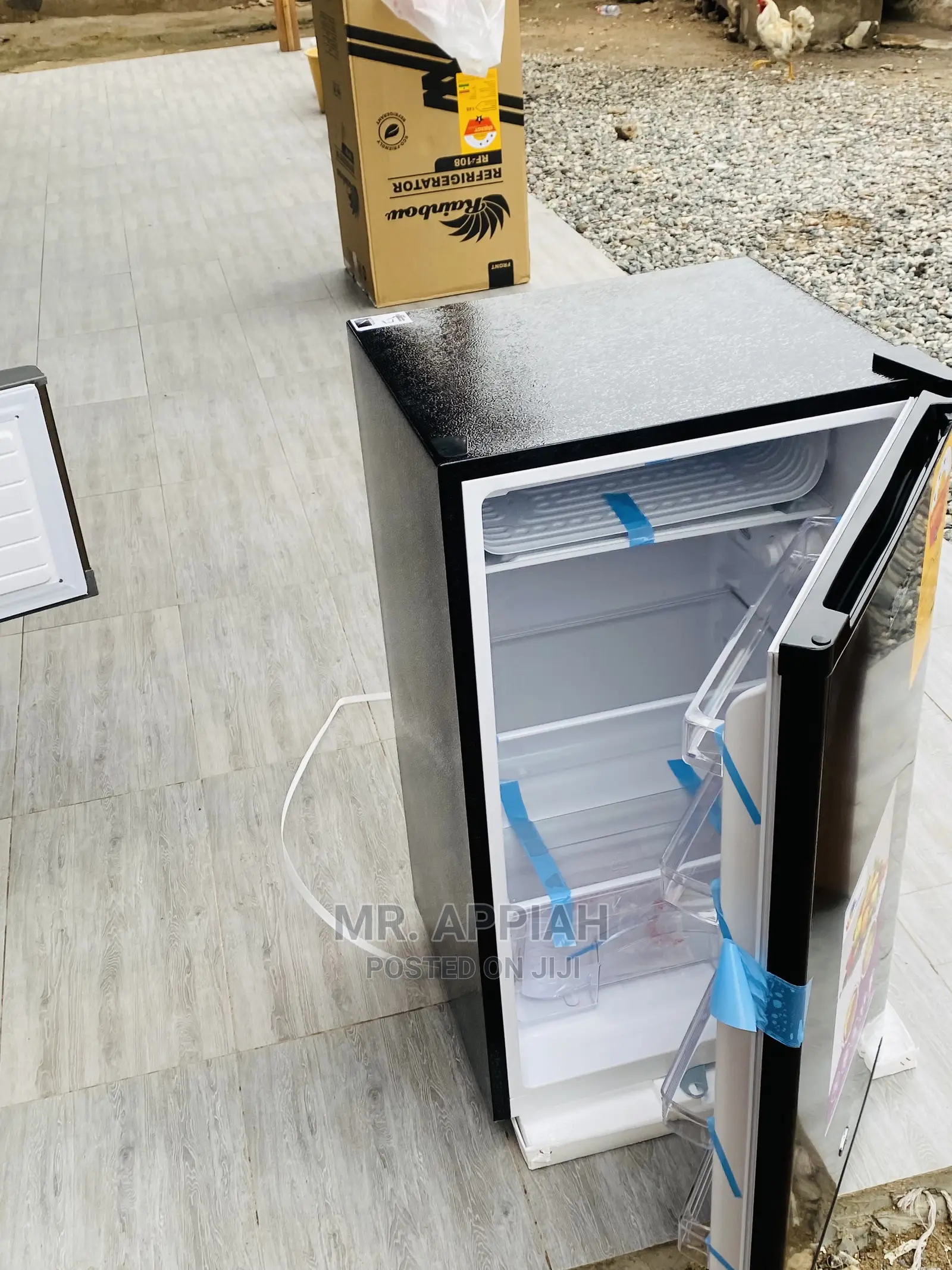 Budget-Friendly Rainbow Table Top Fridge(89ltr)Black Color.