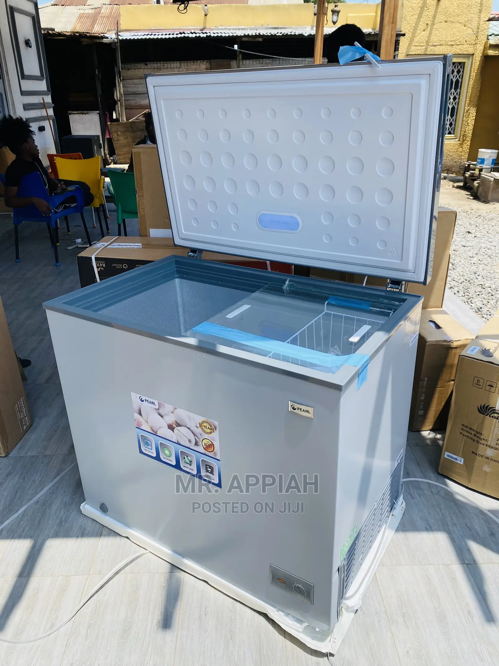 High Quality Pearl PCF-290 Chest Freezer(1 Door)Gray 