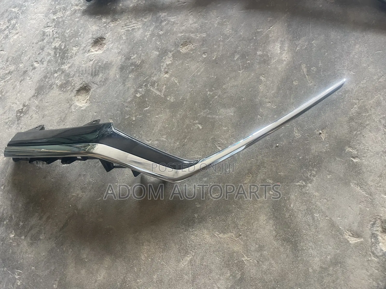 Honda CRV Headlight Chrome Moulding 2020 2021 2022