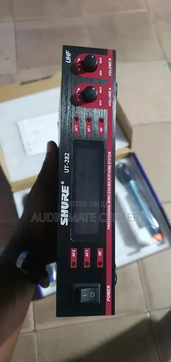 Shure Pro Microphone