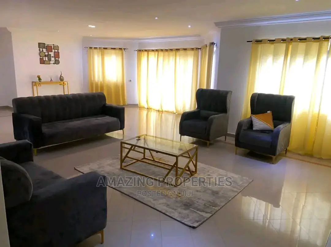 5bdrm House in Adjiriganor for rent