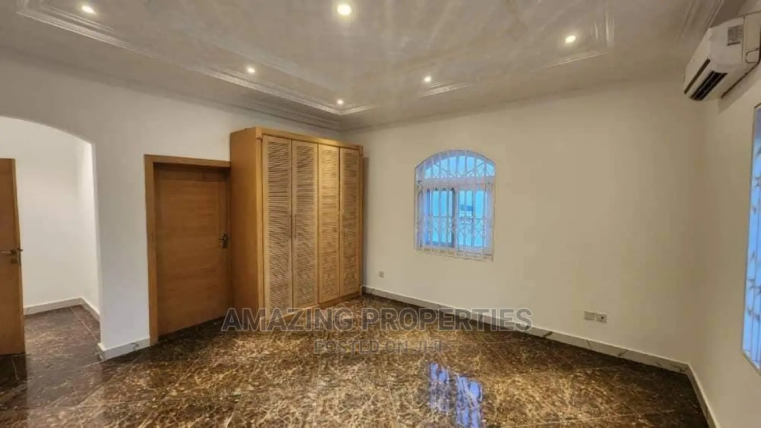 5bdrm House in East Legon for rent