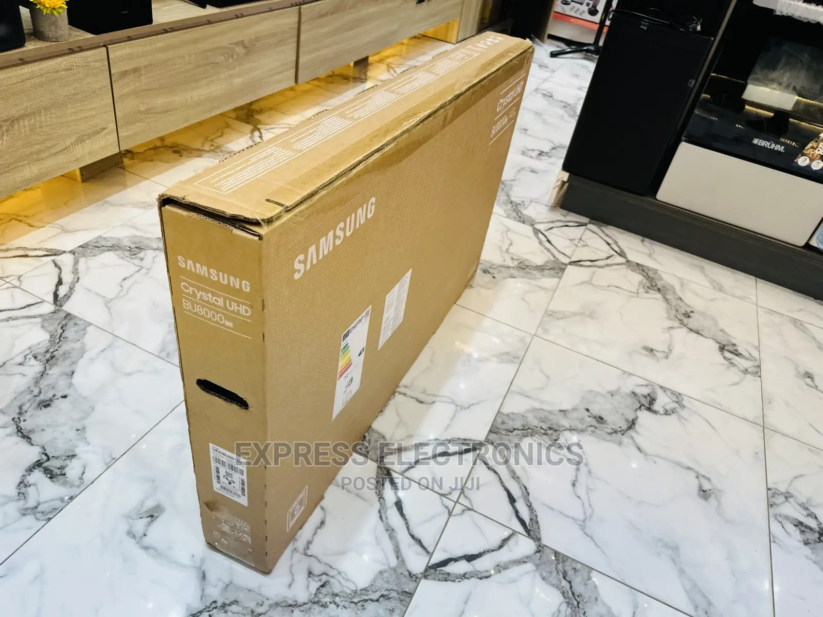 Awesome  Sleek FHD Smart 43”Tu5000 Samsung Tv 