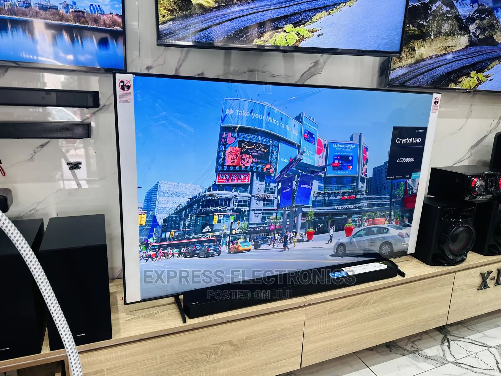 A New Slim 2023 Samsung UHD Smart 65”Cu8002