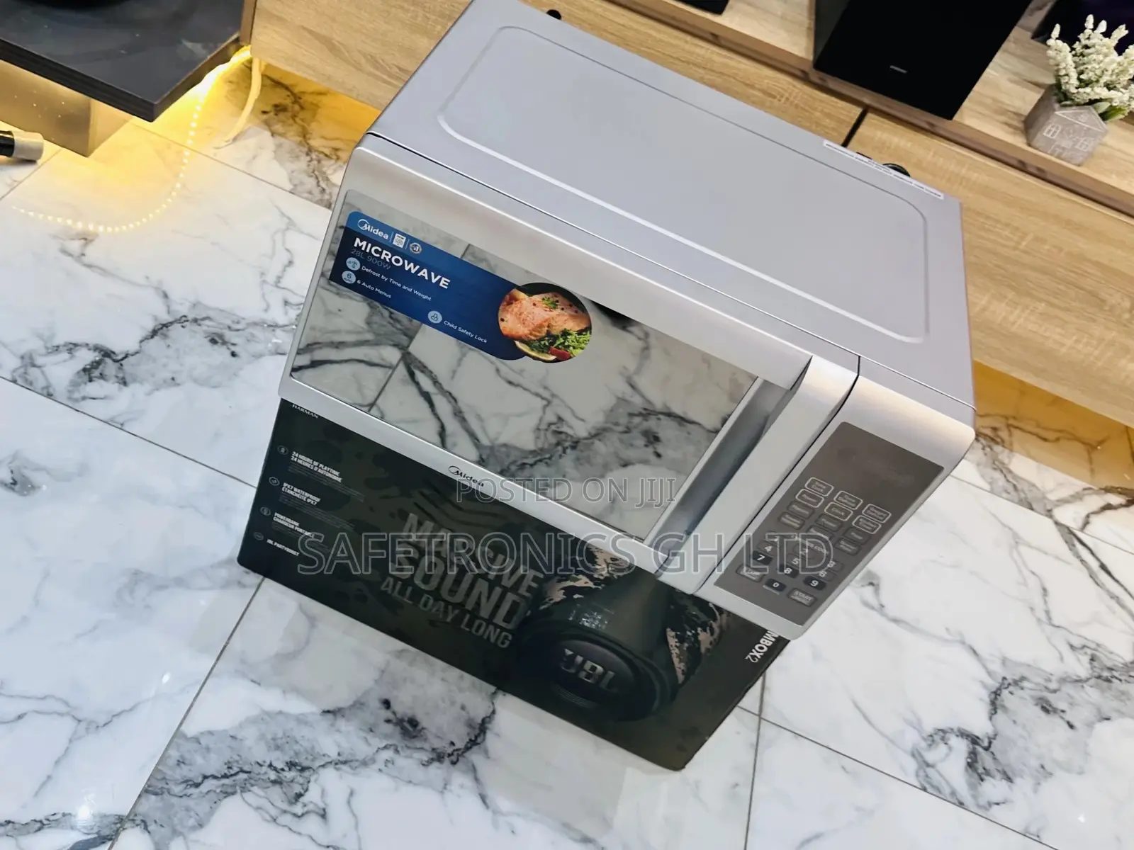 28 Liters Microwave Built-in  Midea Smart