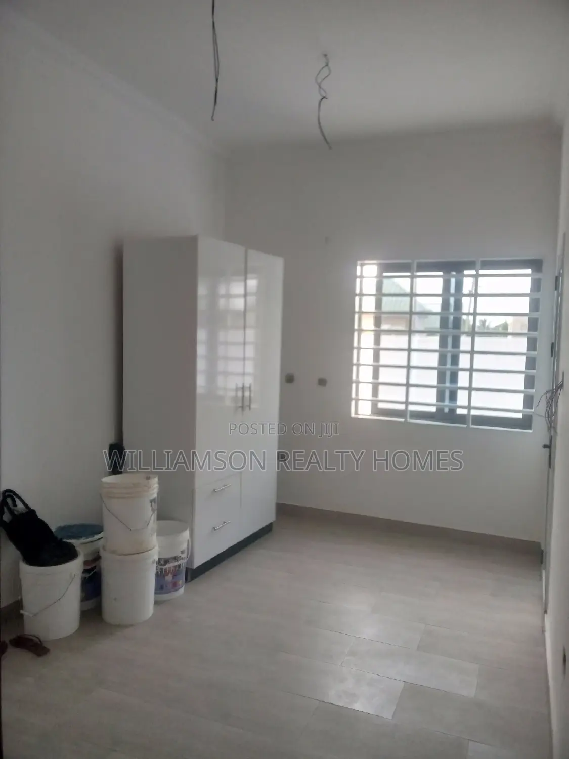 3bdrm House in Hfc Estate, Spintex for sale