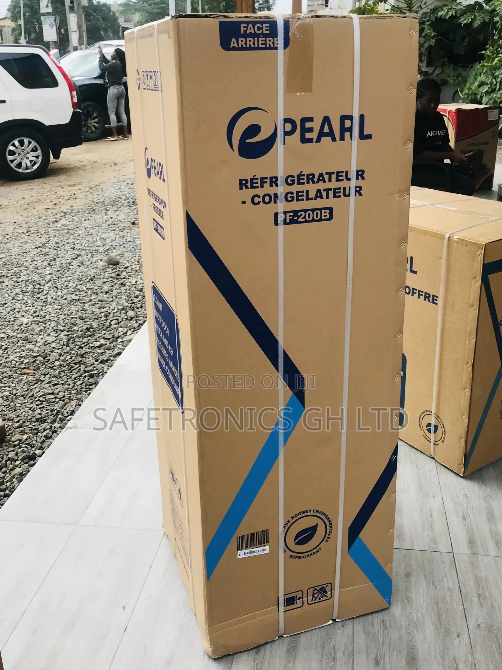 Order for Pearl Doubledoor PF-200B Bottomfreezer Fridge