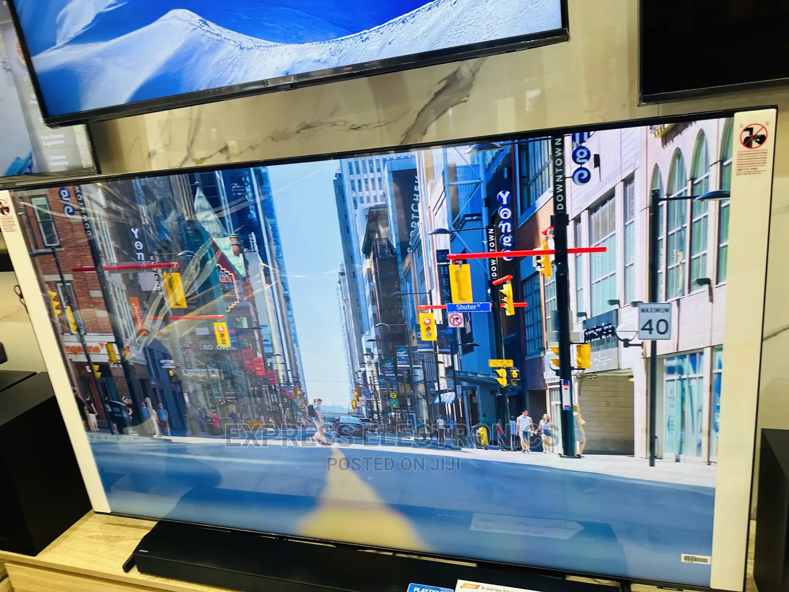 Samsung Fresh in Box Tv UHD Smart 65”Bu8002
