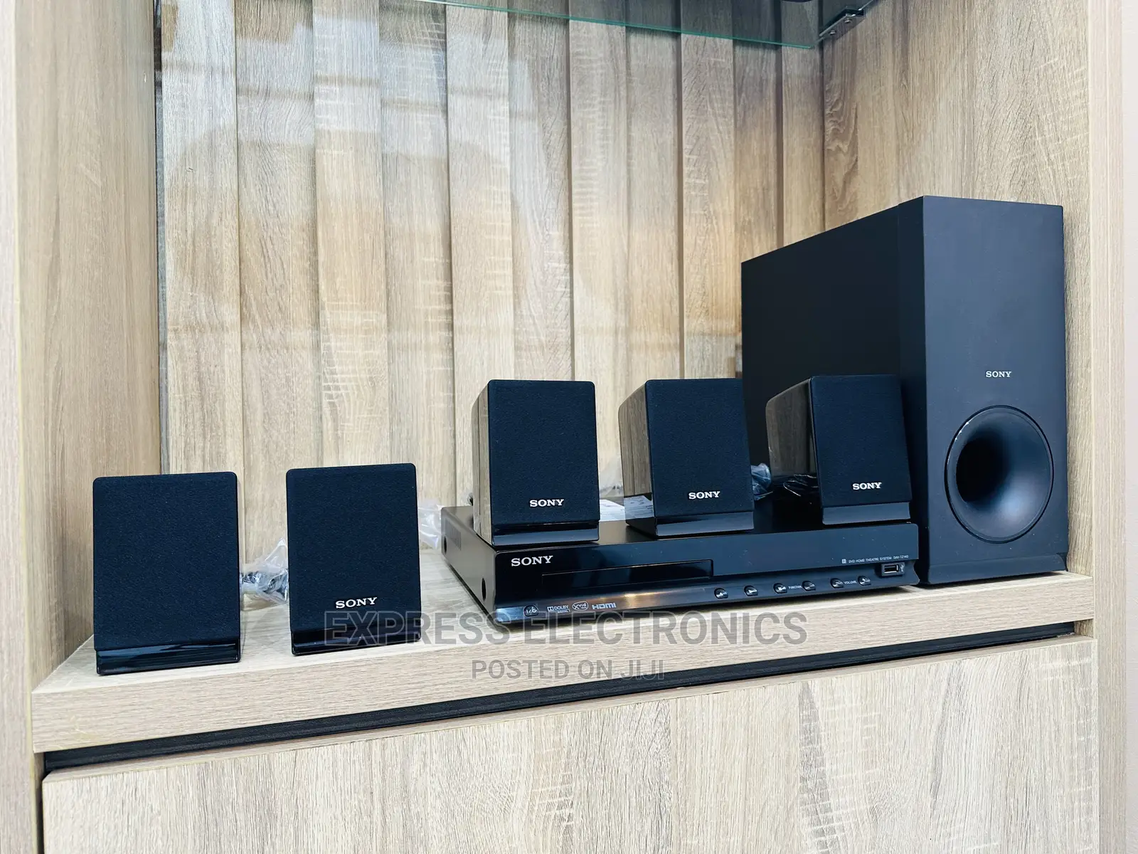 Exclusive Design Sony Sound System DAV-TZ140