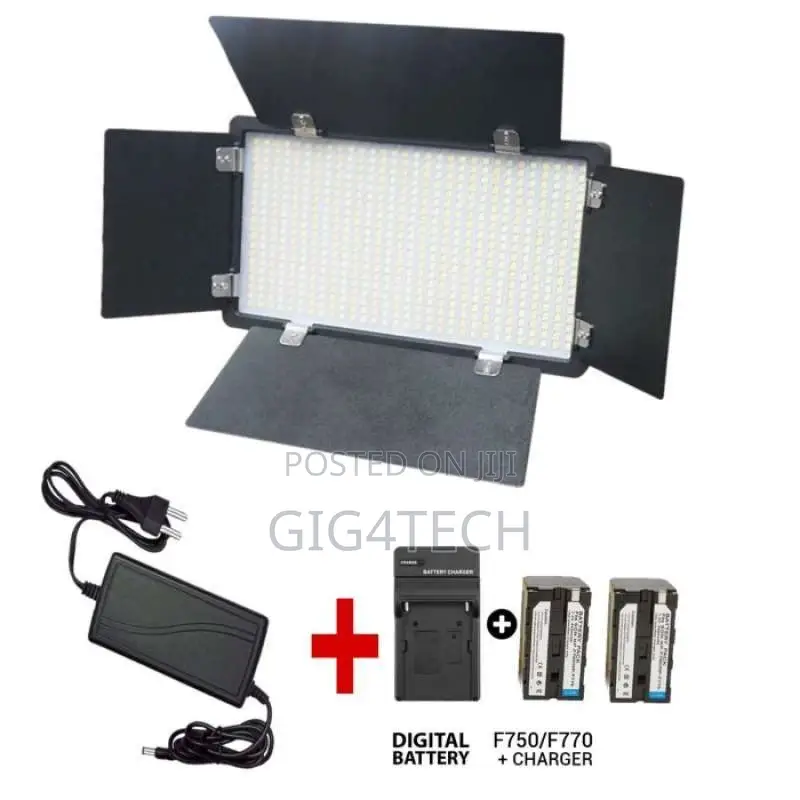 LED 600 Varicolor Professional Video Light