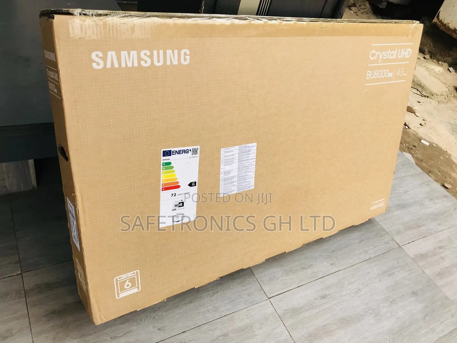 UHD Smart Samsung Crystal BU80 43 Inches Glossy Tv