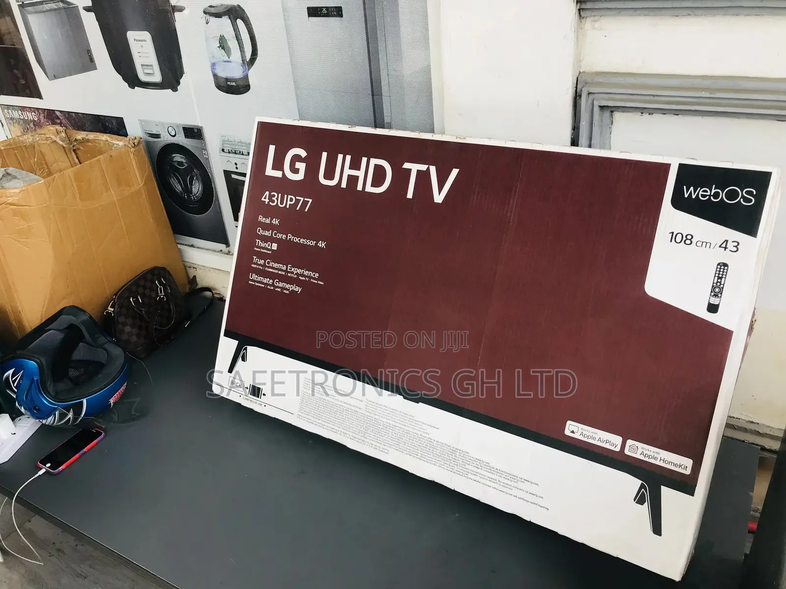 UP77 LG UHD Smart LED 43 Inches Glossy Tv