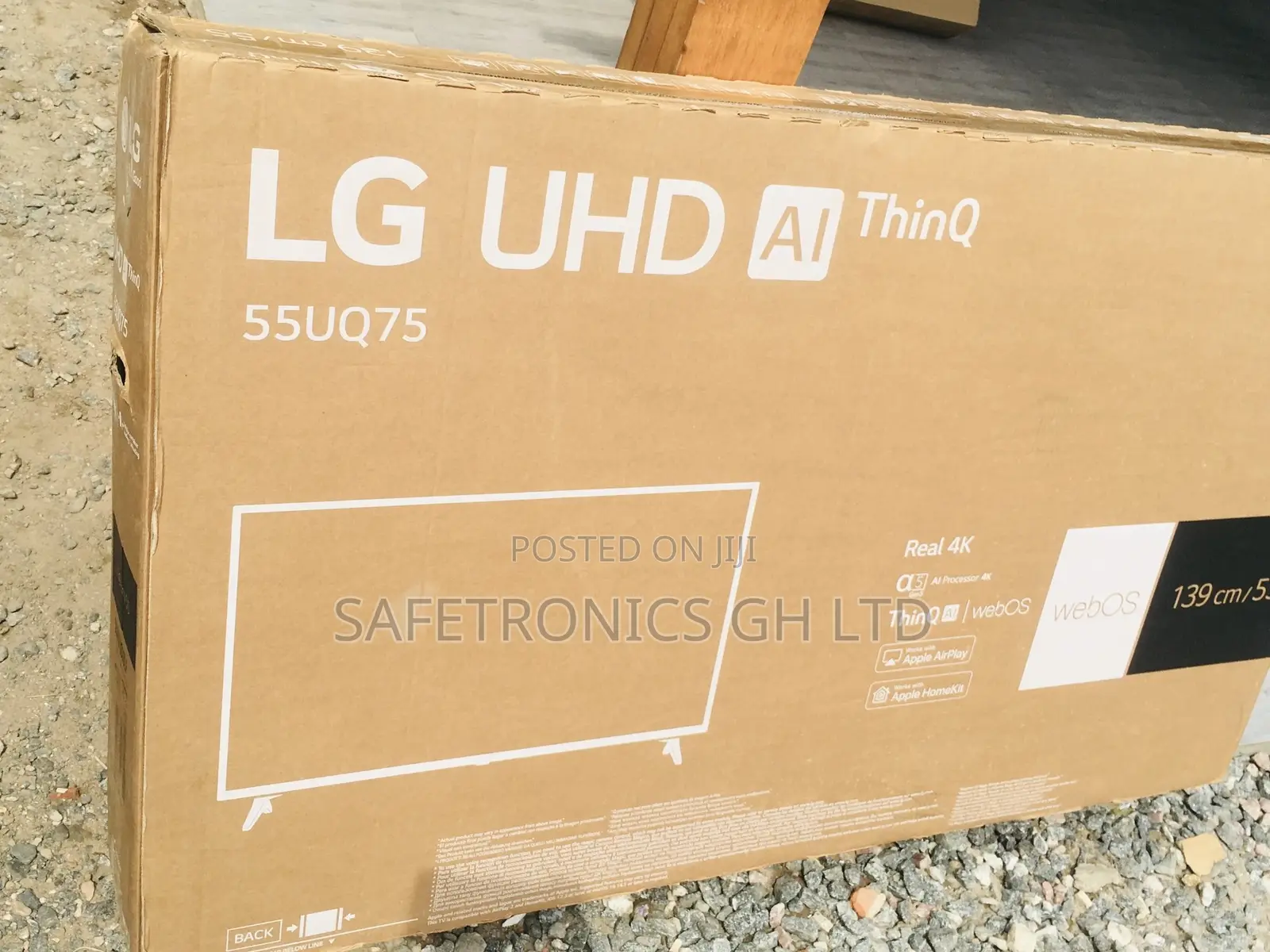 Classic Clear Lg UQ75 55 Inches Glossy LED Tv