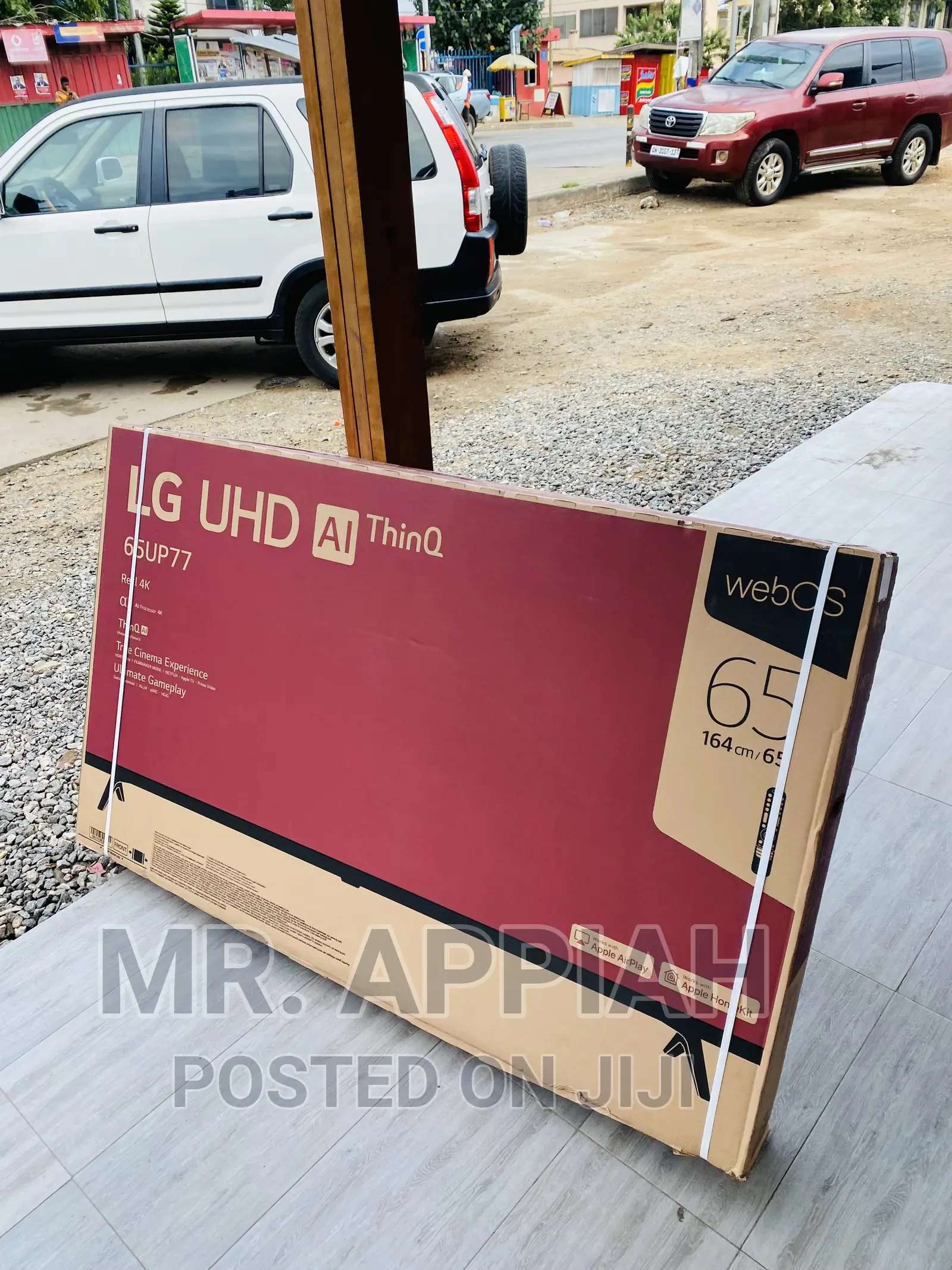 Effective and Reliable LG 65 Inch Uhd HDR Smart Tv(Black).