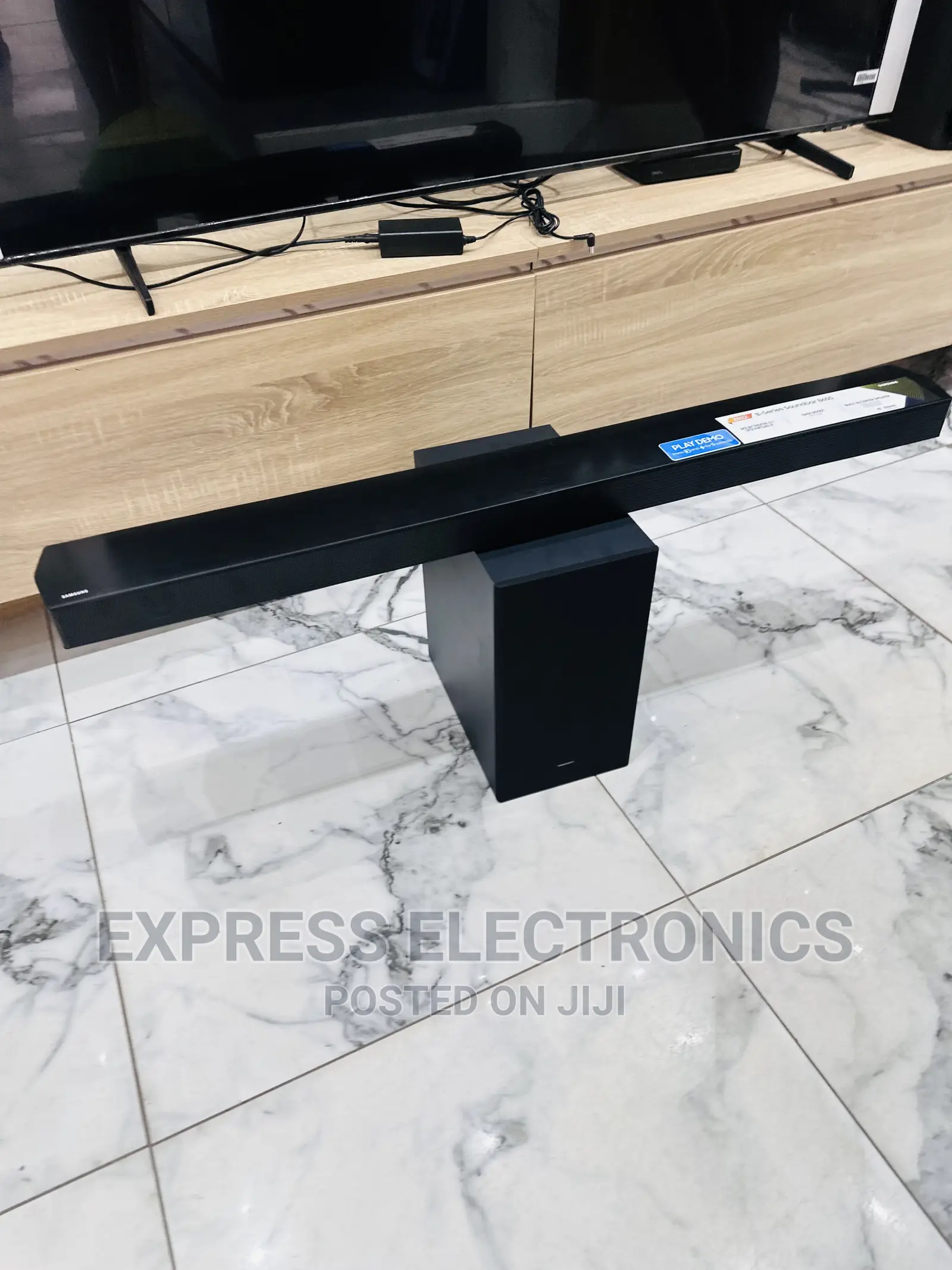 Enjoy Massive Sound Effects Samsung A450 Soundbar