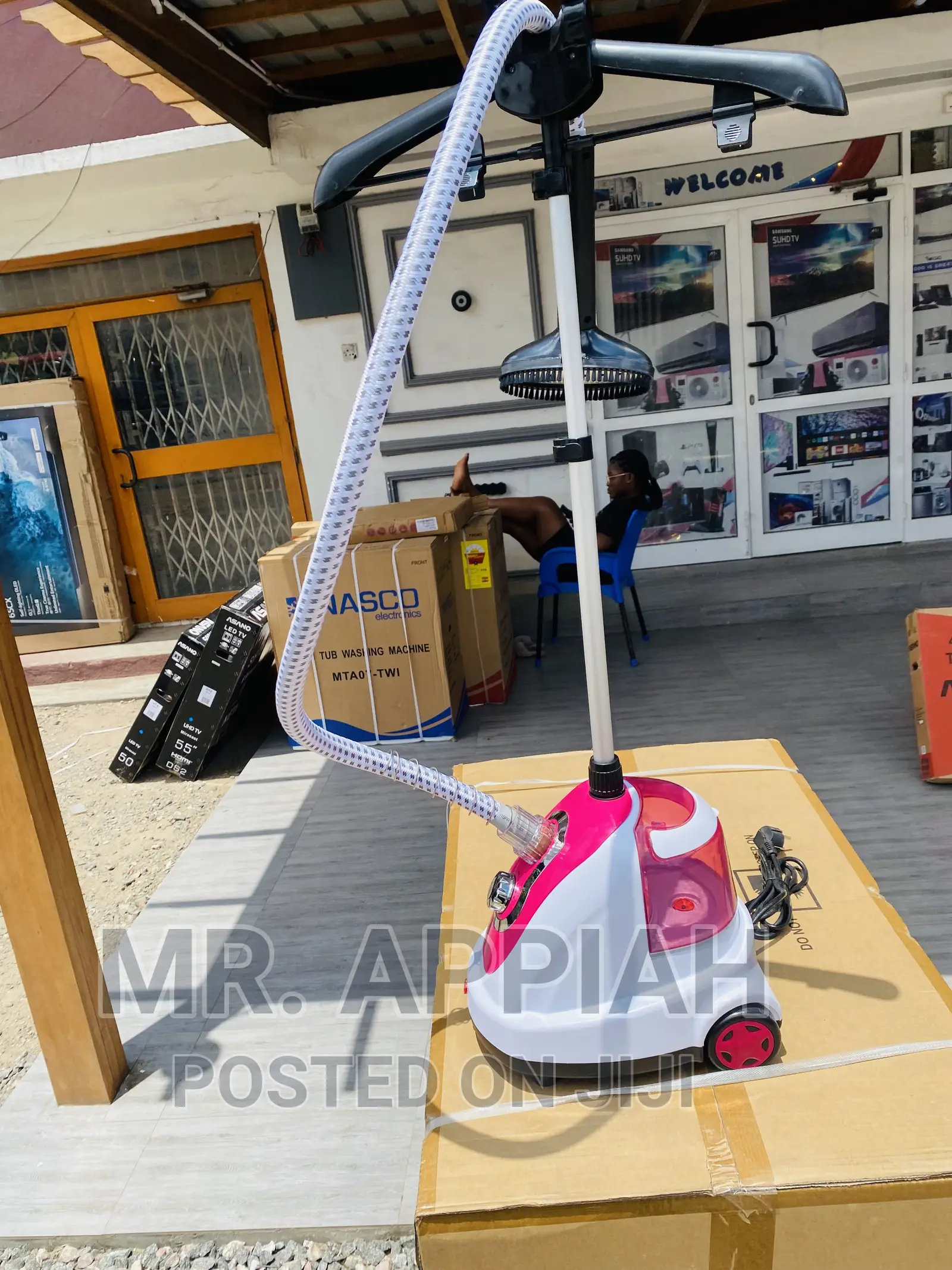 Brand New Zip Star Garment Steamer,Pink/White Color.