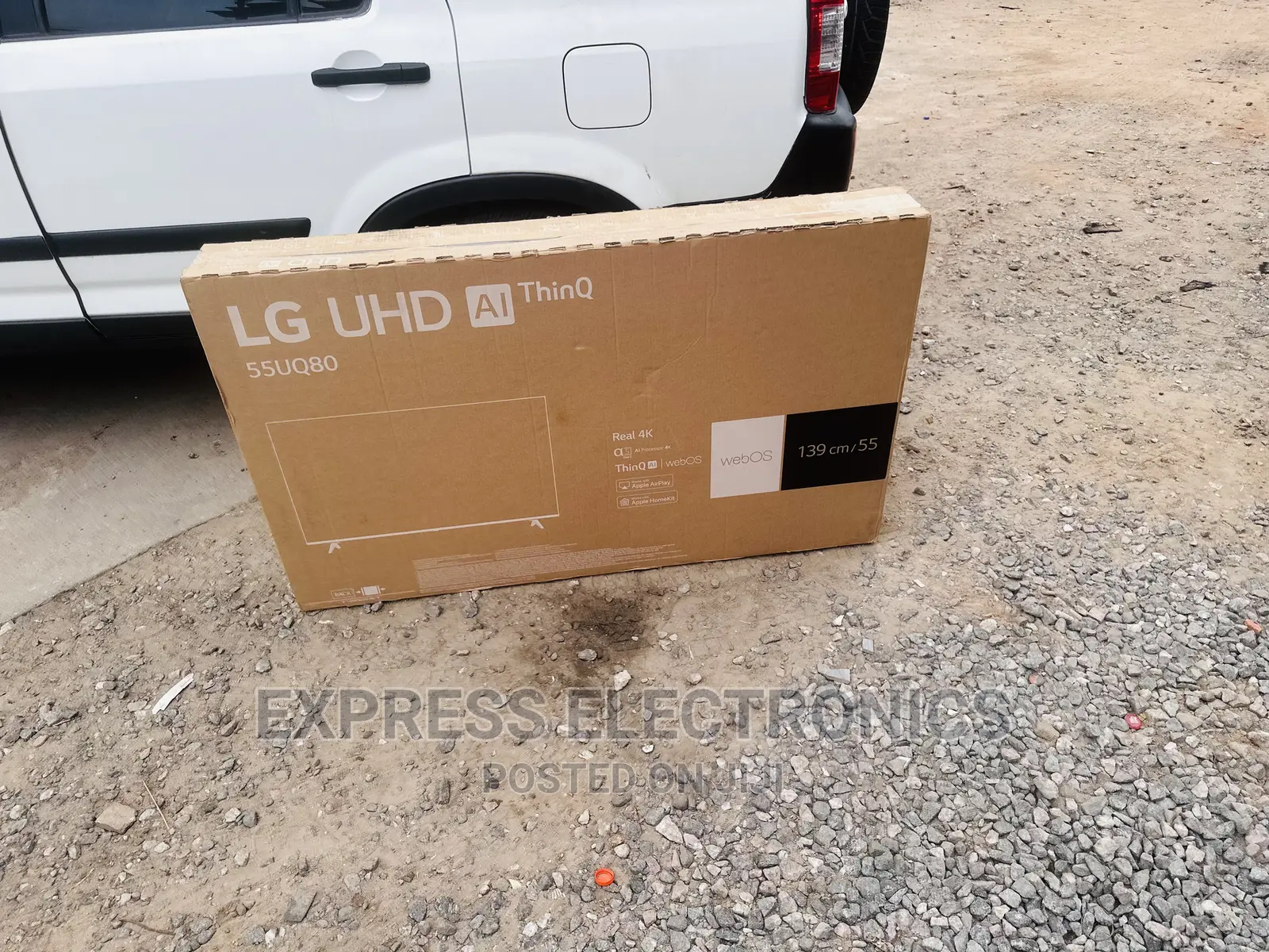 Dual LED UHD Smart Glossy Lg Uq80 55” Tv