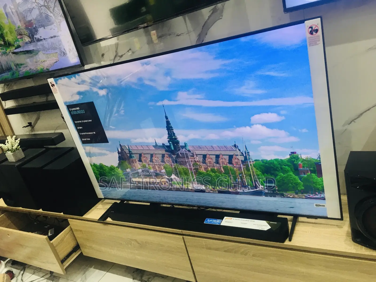 Ultra Slim Smart 65 Inches Glossy Bu80 Samsung Tv