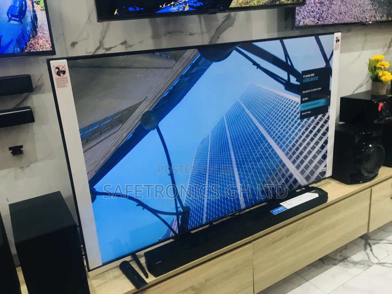 Ultra Clear Samsung 65 Inches Glossy UHD BU80 Smart Tv