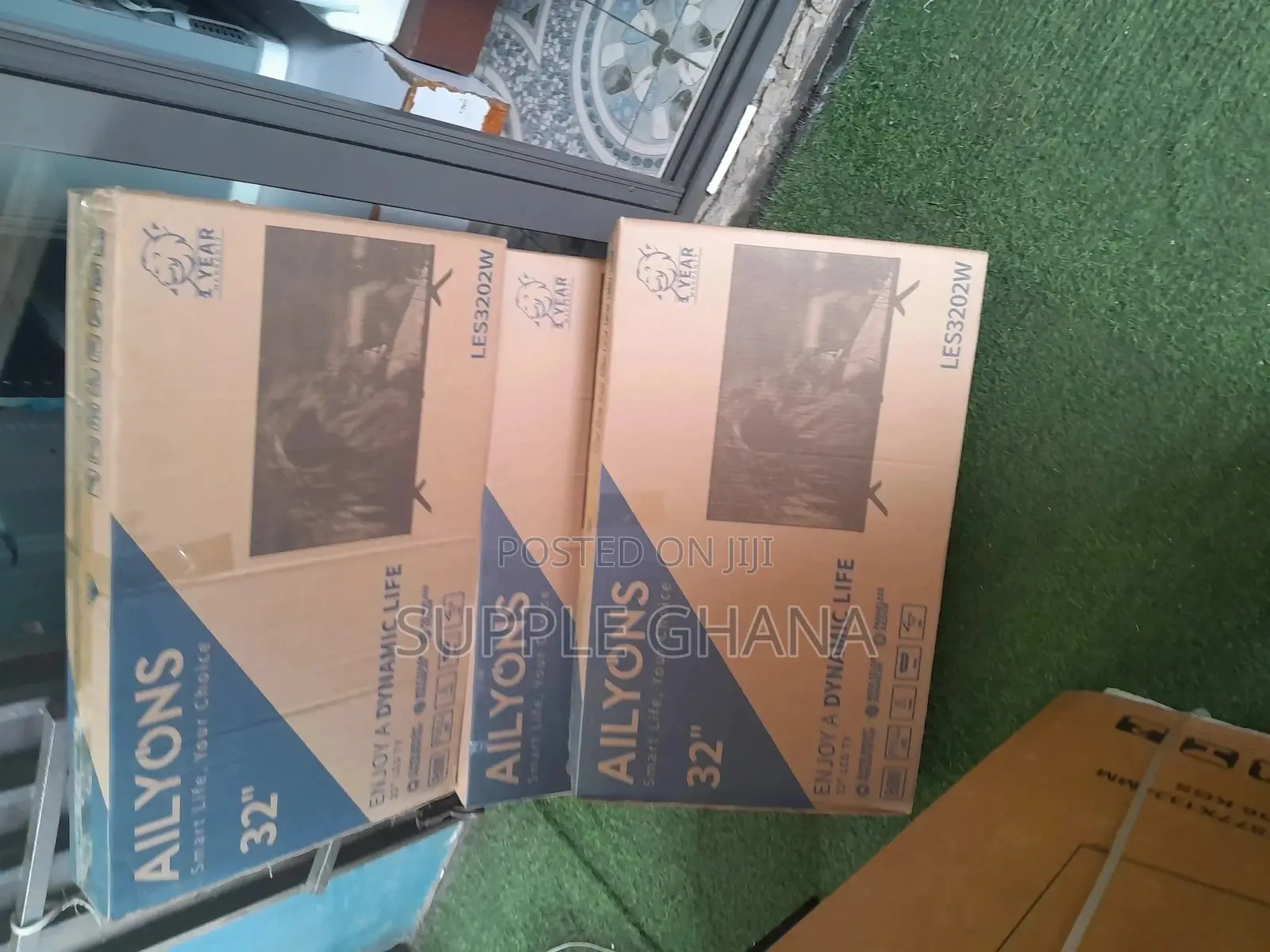 2023 Brand New TVS 32 Smart Android TVS Asano
