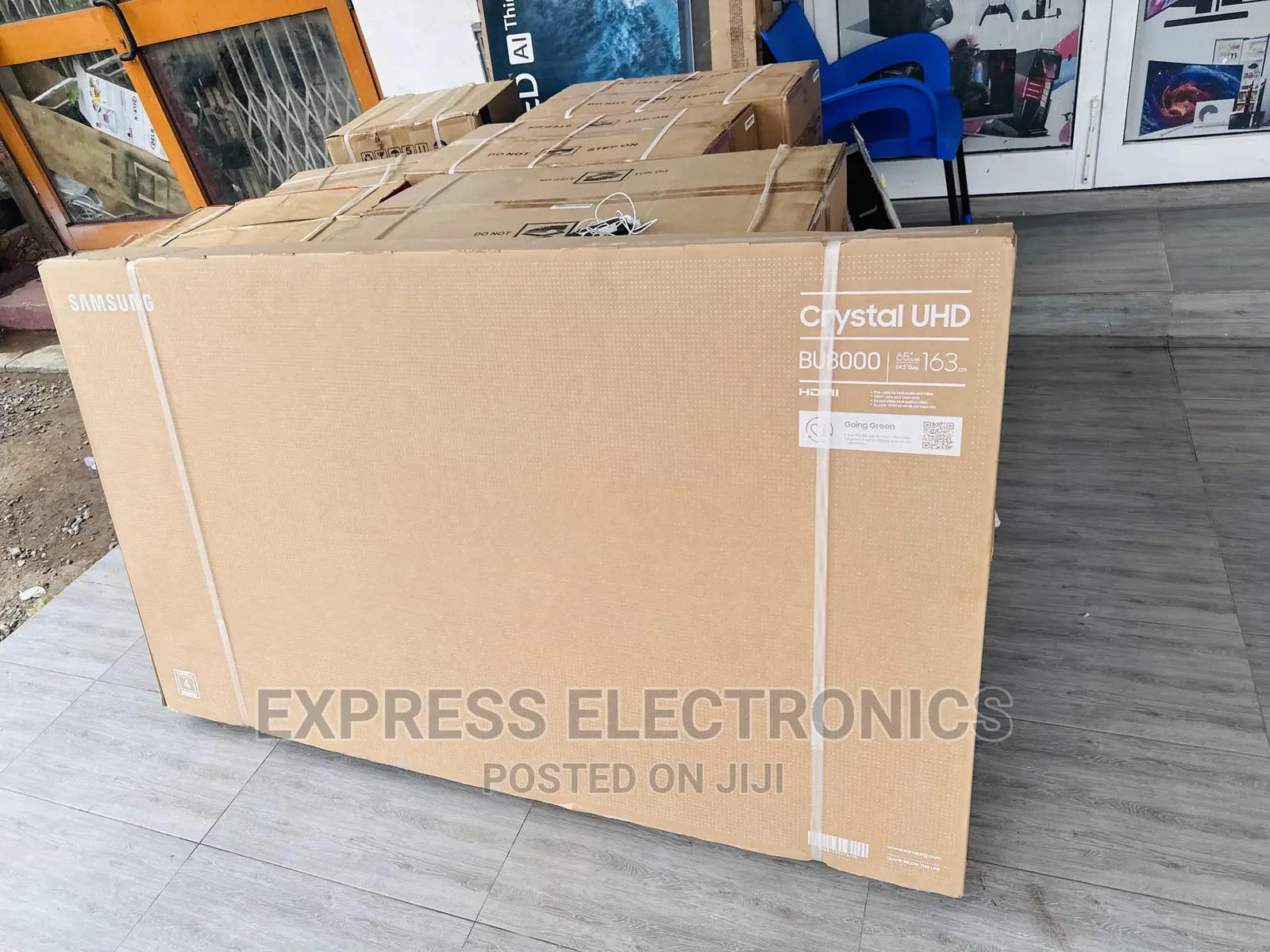 Samsung Crystal Display UHD Smart 65”Bu8000 Tv 
