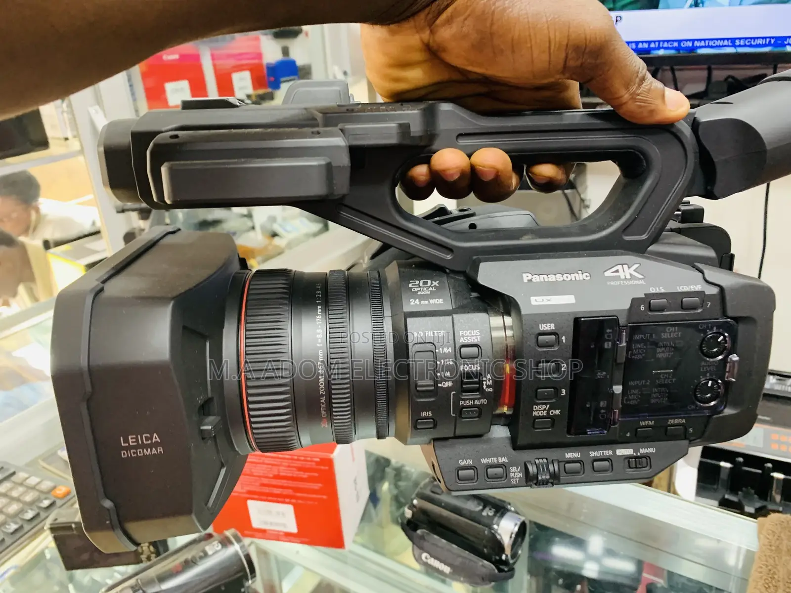 Panasonic AGUX180 Professional Handheld Video Camera