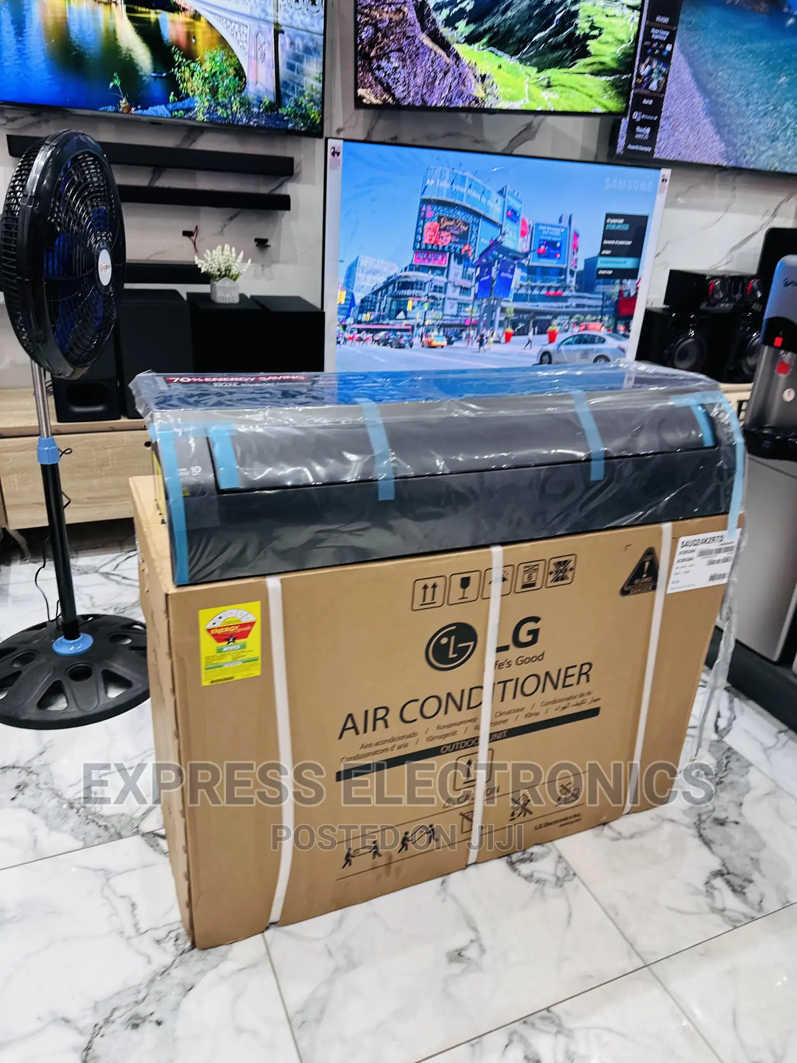 Windy Airflow 2.5hp Split Dual Artcool Inverter Black Lg