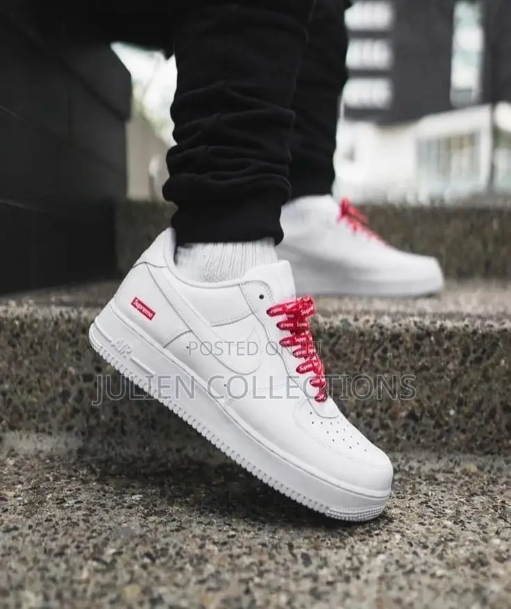 Nike Air Force Supreme