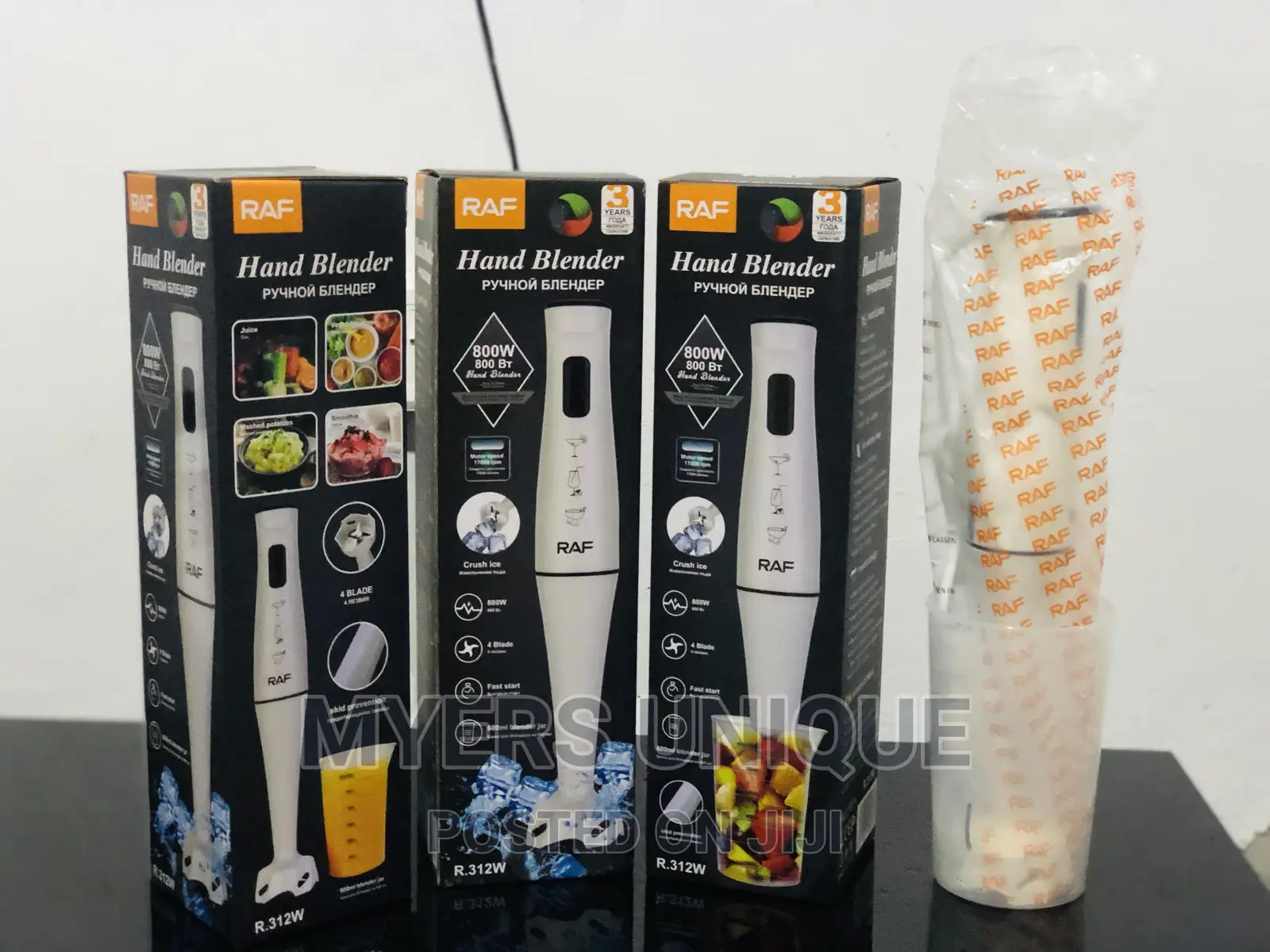 Hand Blender With Cup
