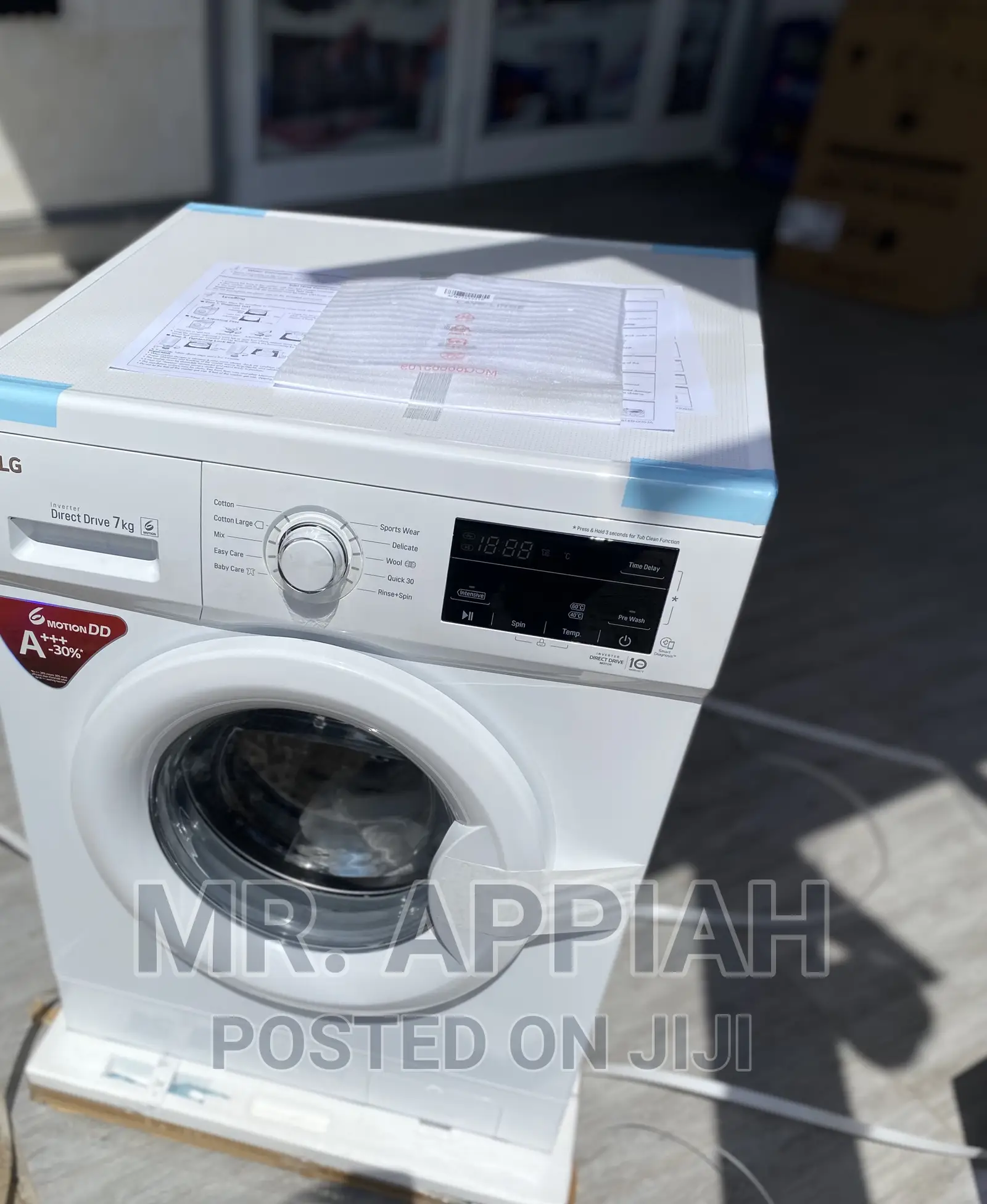Sealed in Box  LG 6kg FH2J3WDNP0 Front Load Washingmachine.
