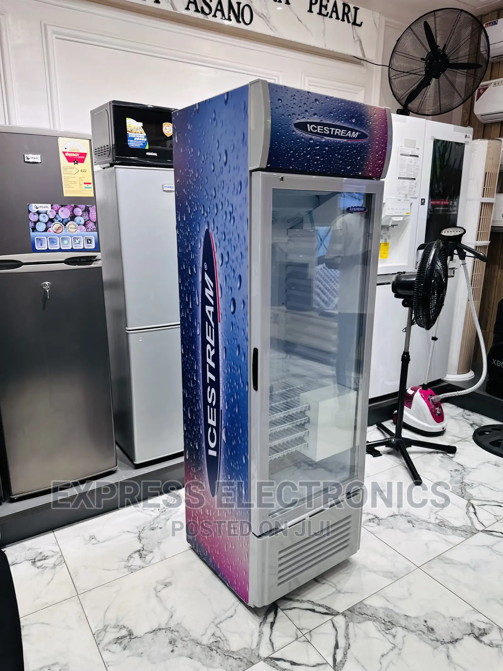Adorable  UNI-250C 198LTRS Icestram