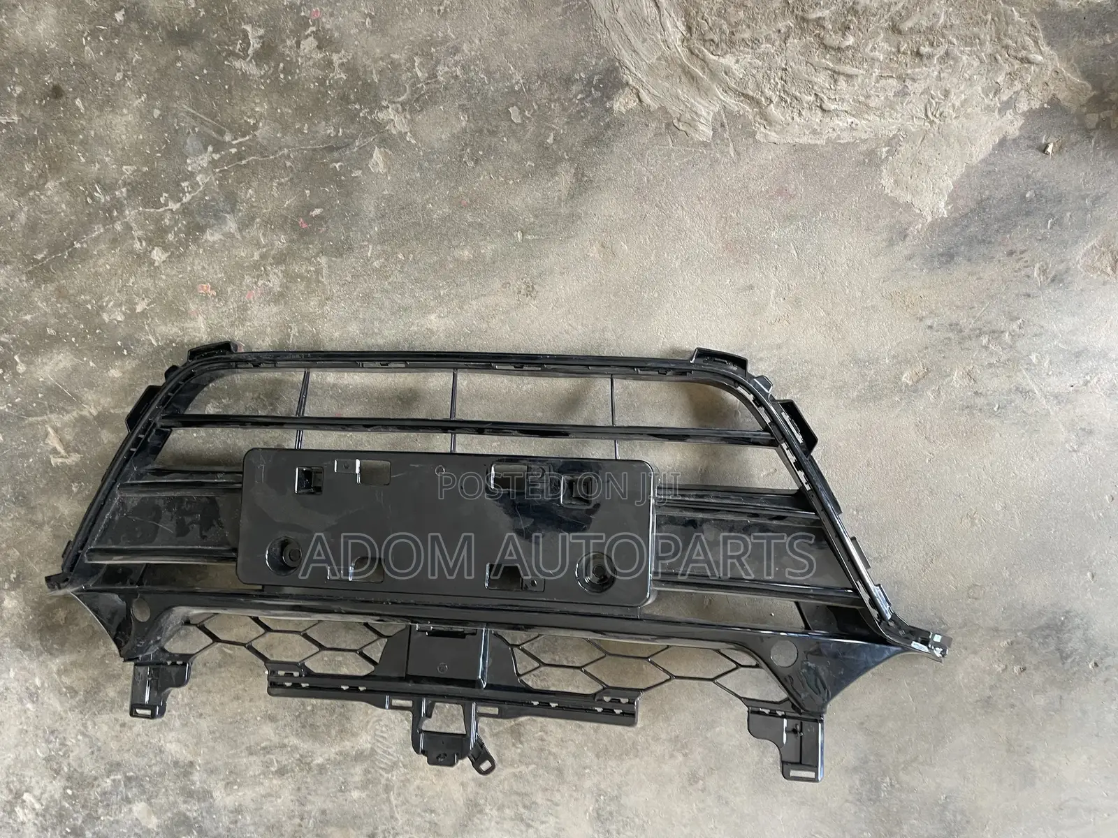Honda Accord 2018 2019 2020 Front Bumper Grill Shell
