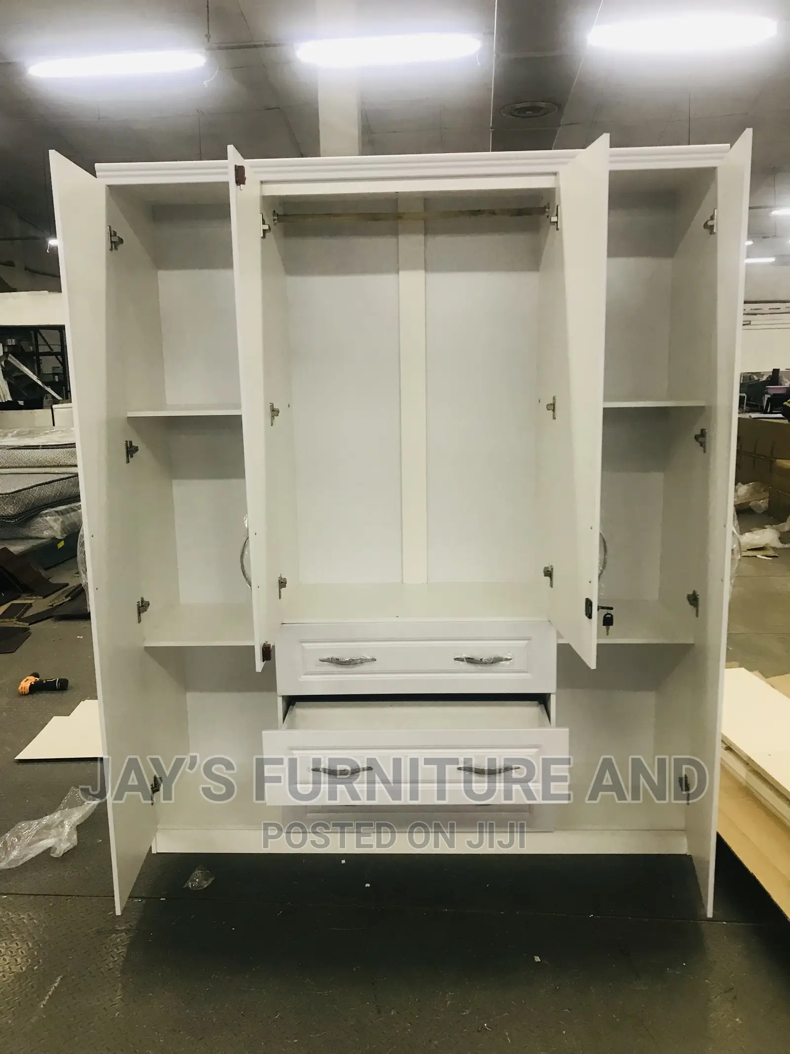 Quality 4 Doors Wardrobe