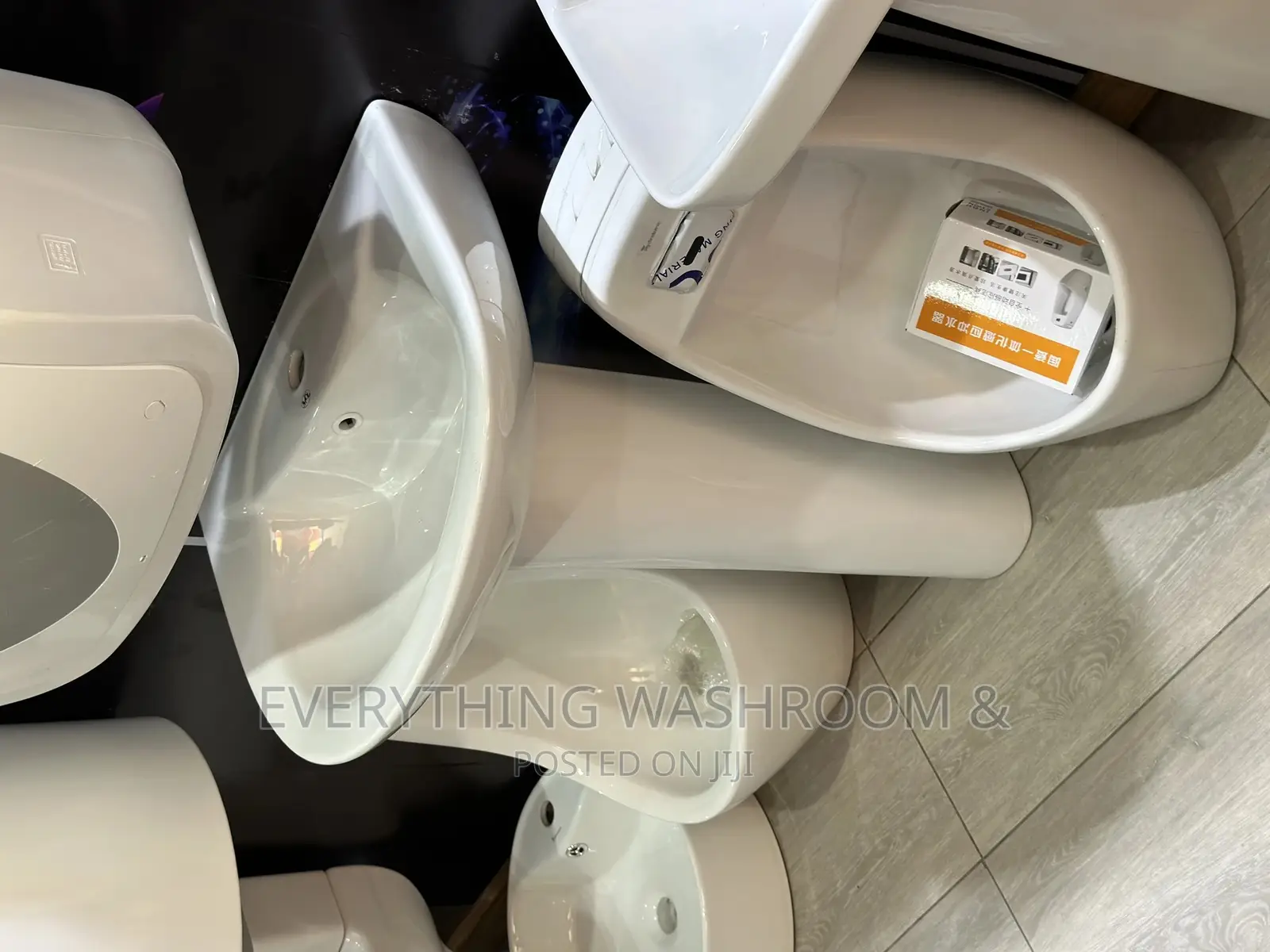 Hand Wash Basin_basin+Pedestal+Tap_wash Hand Basin Complete