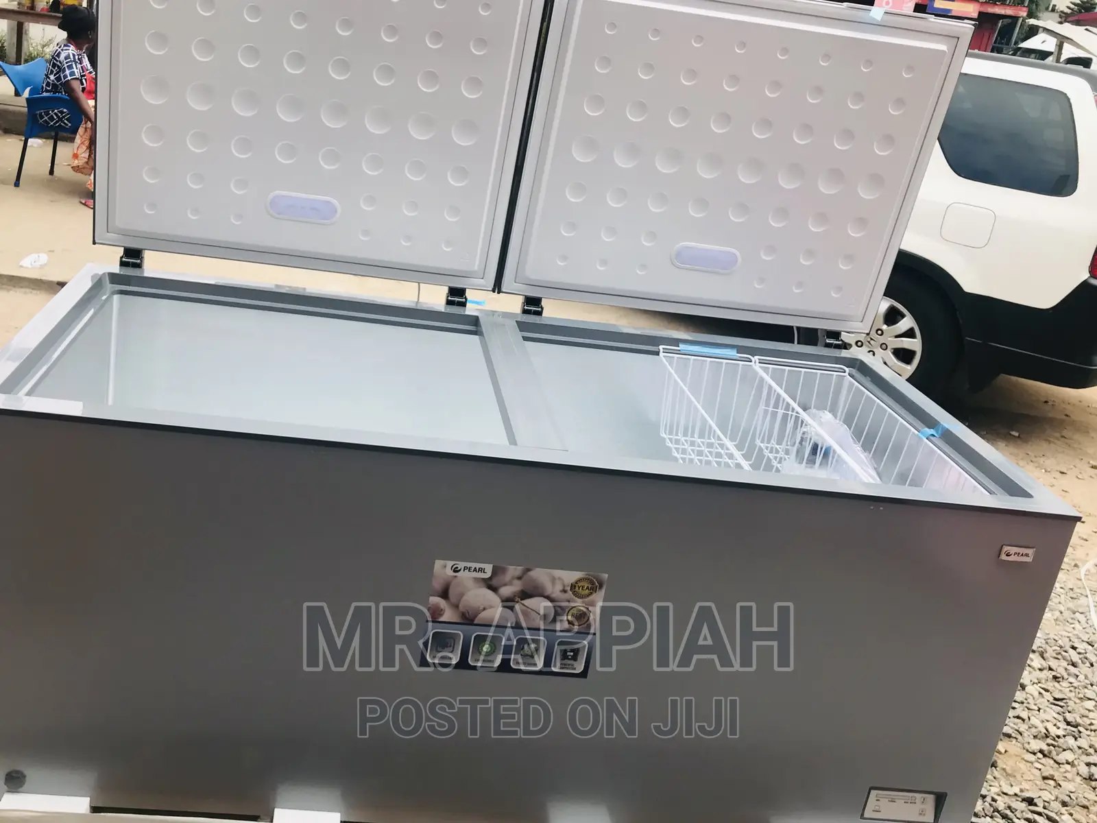 Latest Pearl Double Door Chest Freezer(PCF-850).708ltr.