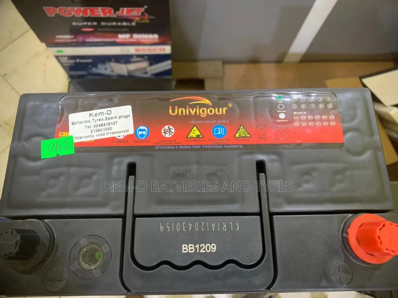 13 Plates Univigour Battery 12 Volts