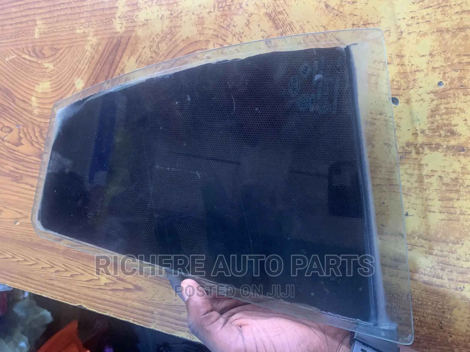 Kia Morning Door Glass Vent