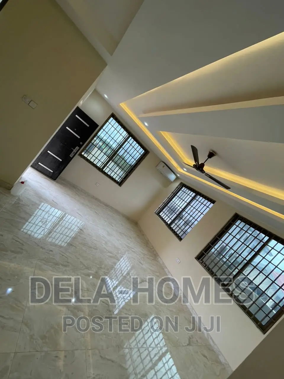 Three Bedroom Self Compound for Rent at Pantang.