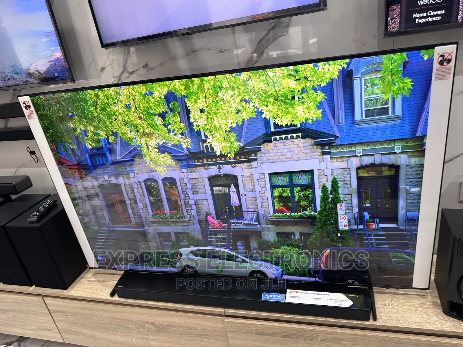 Samsung UHD 2023 Model Screen  75”Cu8002 Tv 