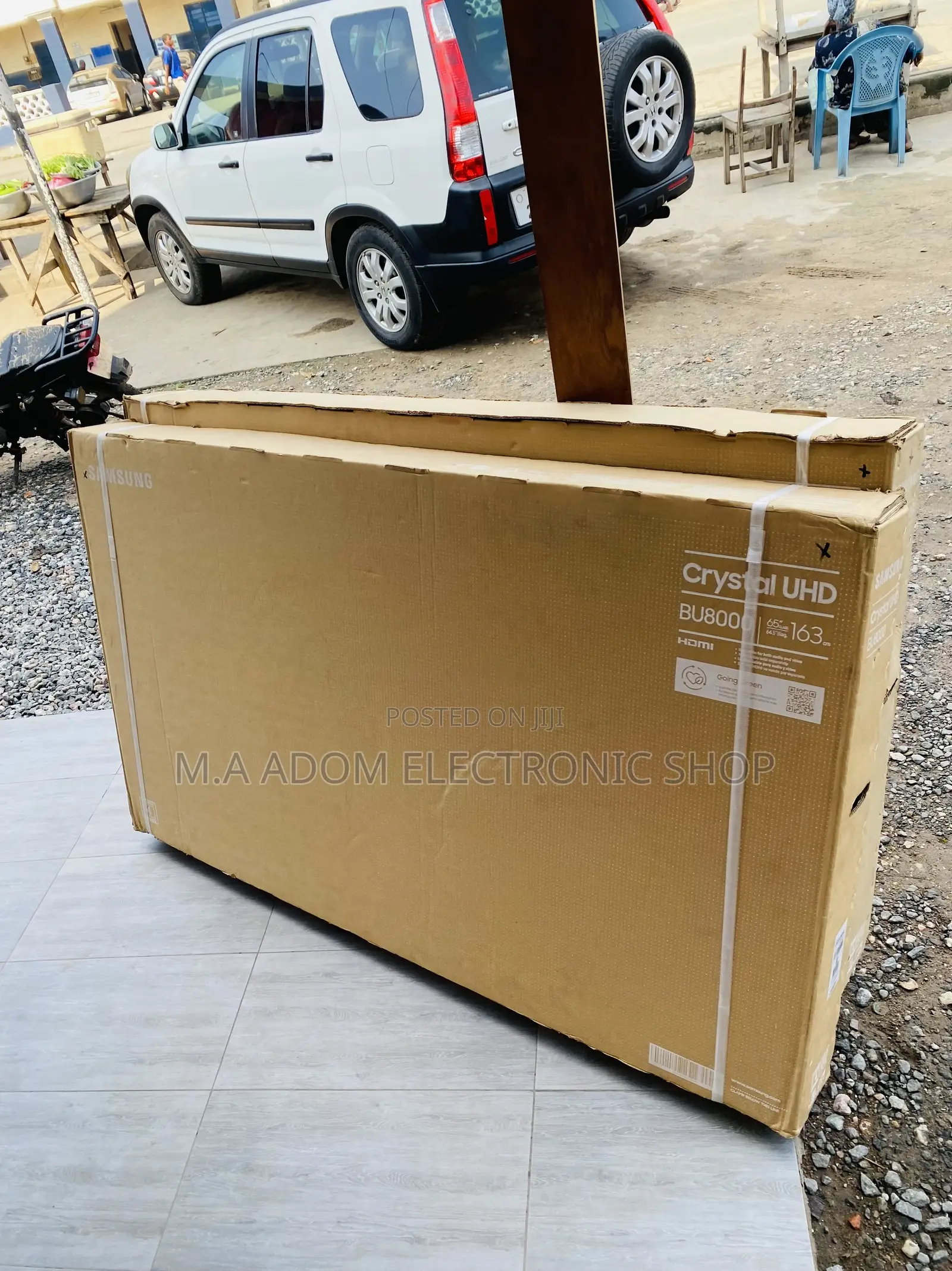 Brand New Samsung 65CU8002 65 Inch Crystal Uhd Smart Tv.