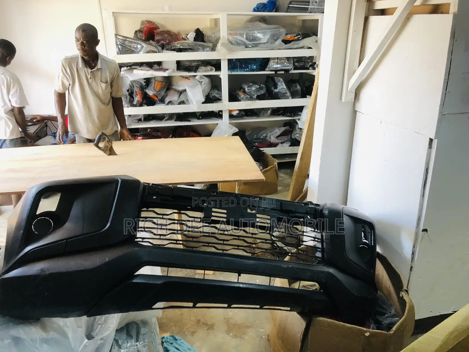 L200 2020 Front Bumper Complete