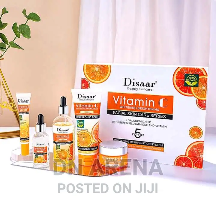 Disaar Facecare 100% Whitening Vitamins C Set 5pcs
