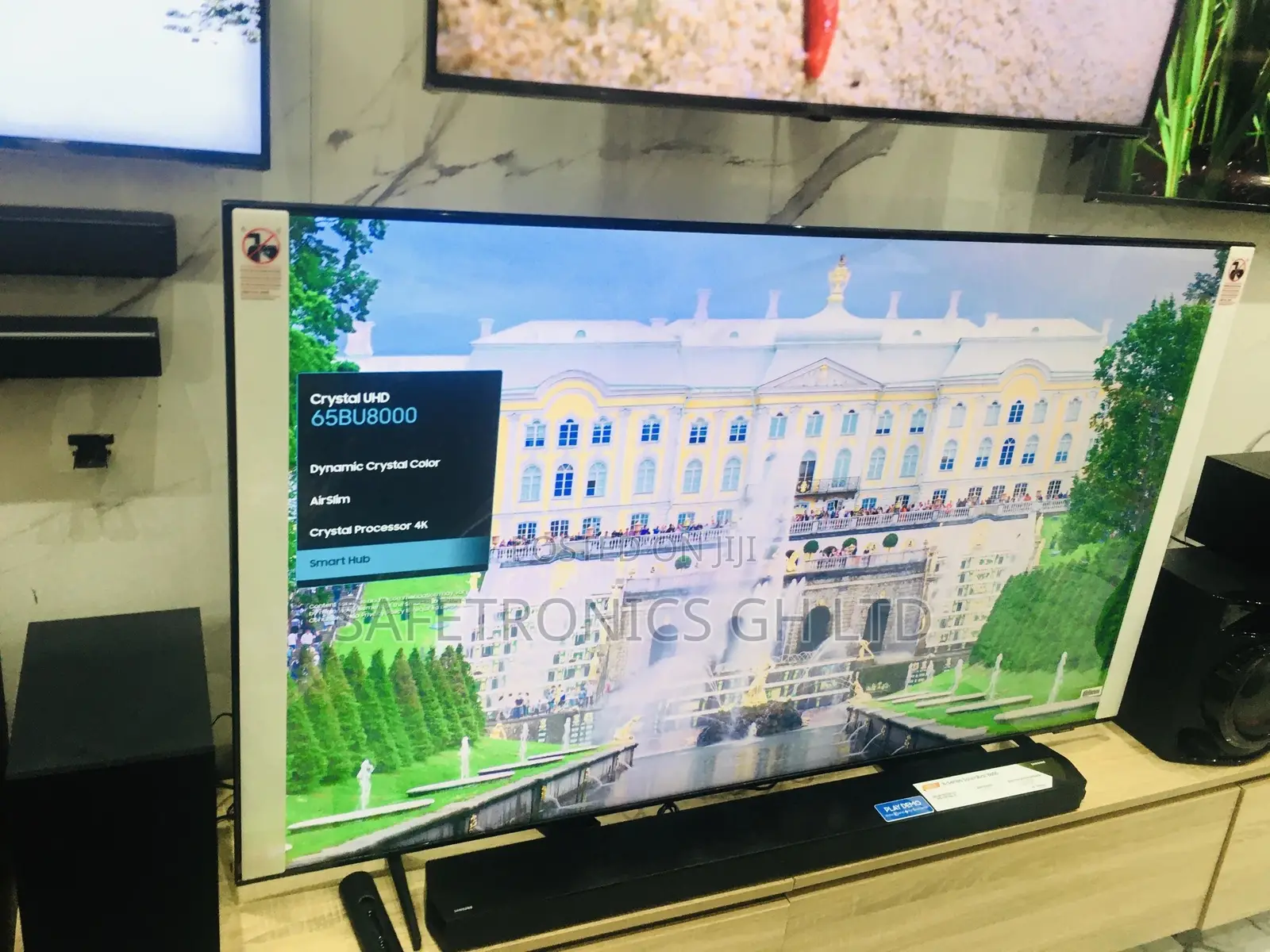 Glossy Samsung Crystal Uhd Led Smart 65 Inches Bu80 Tv