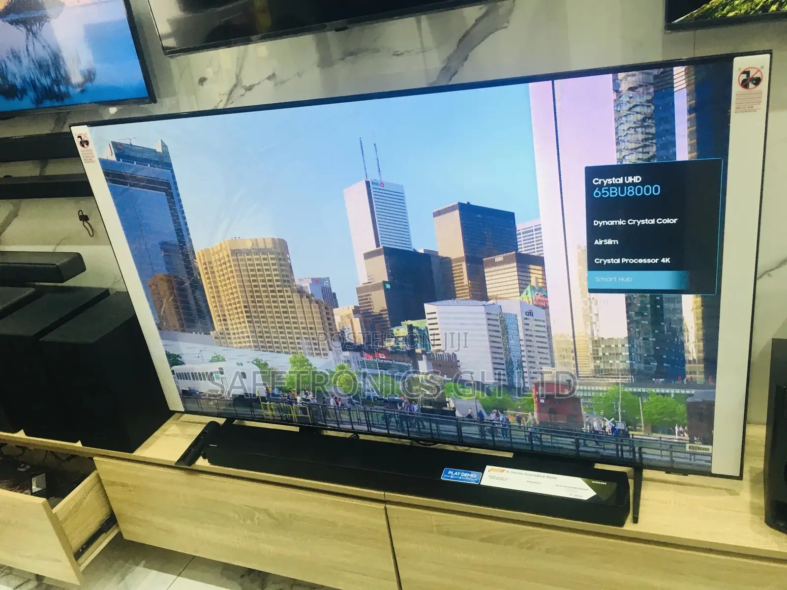 Clear Samsung UHD BU80 Smart LED Glossy 65 Inches Tv