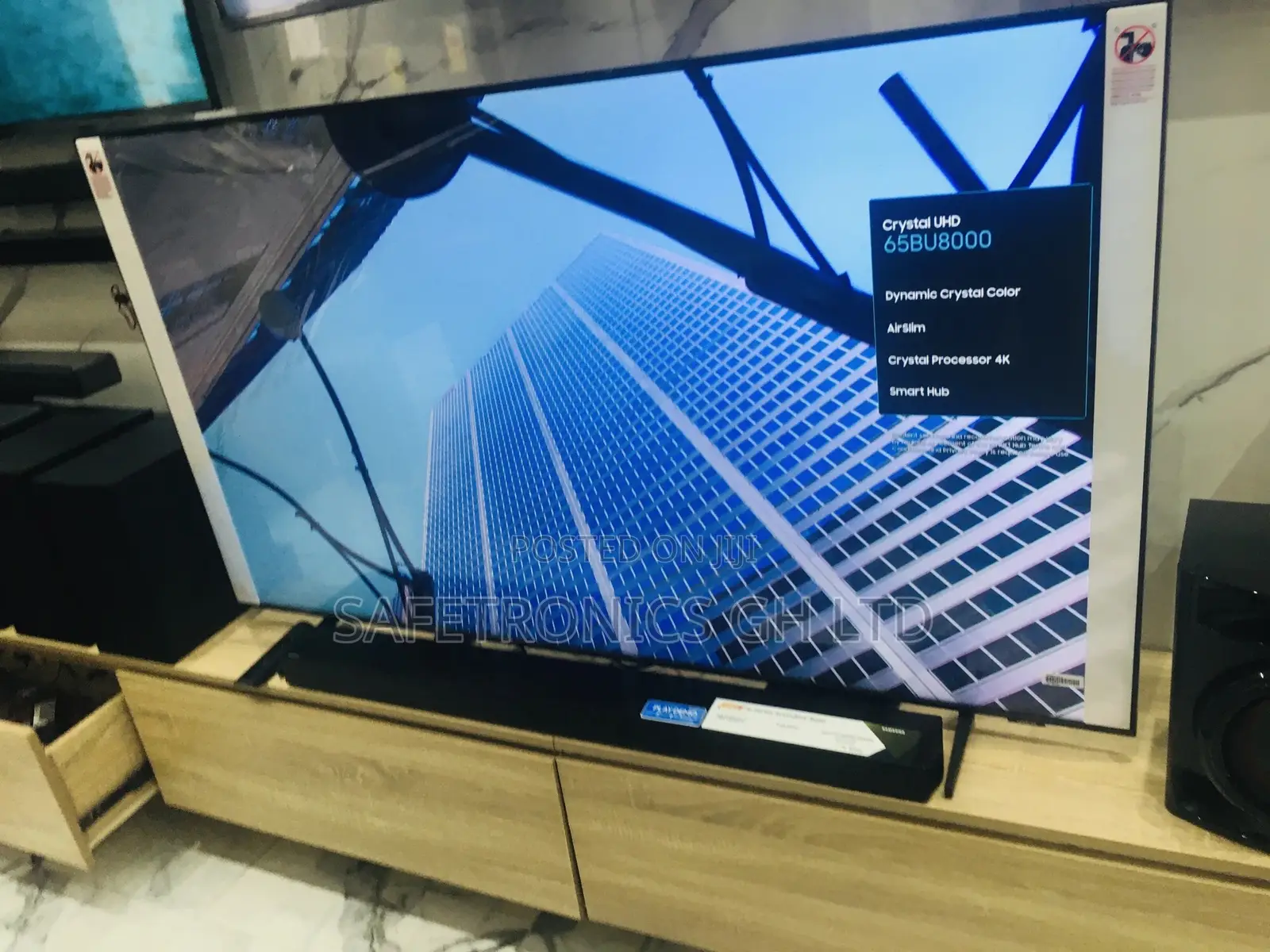 Grab UHD Smart LED 65 Inches Samsung Glossy Bu80 Crystal