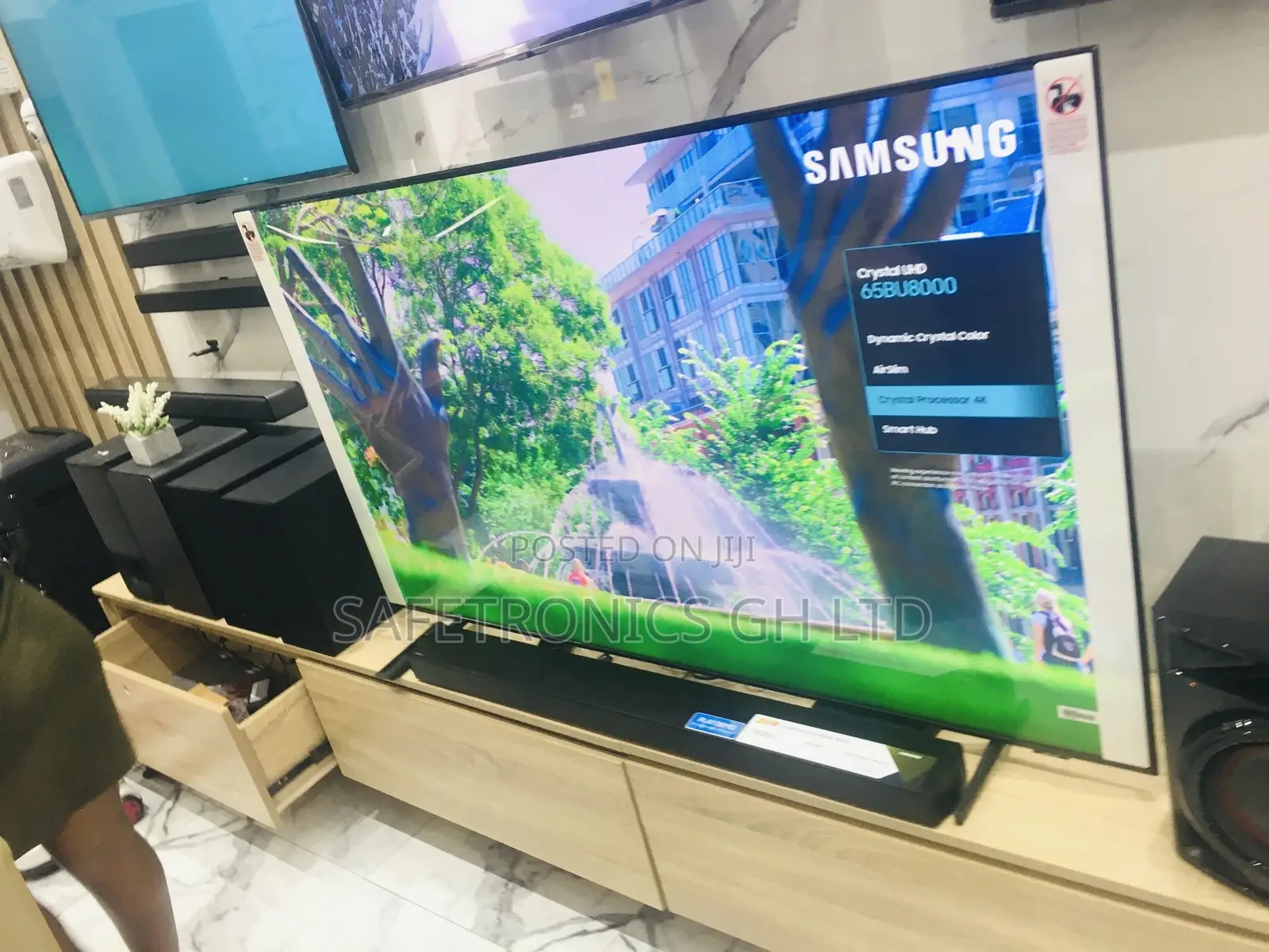 Crystal Smart 65 Inches Samsung UHD BU80 LED Glossy Tv