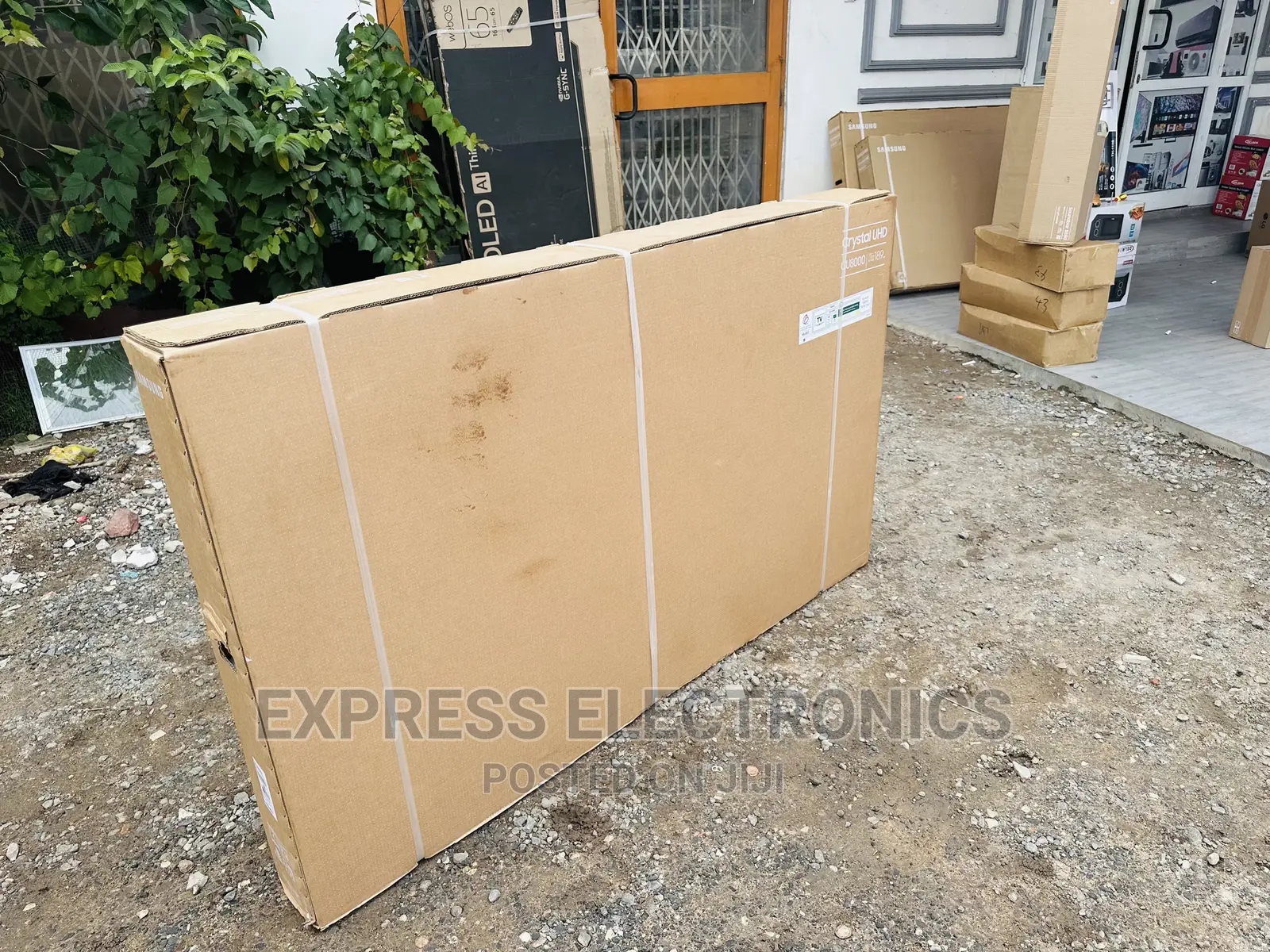 Range of Quantum Samsung UHD Smart 75”Cu8000