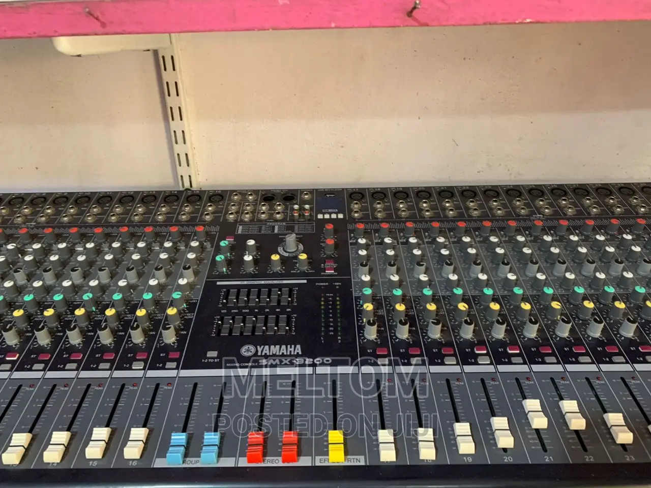 Yamaha SMX-3200 32channels Professional Mixer (Standard)