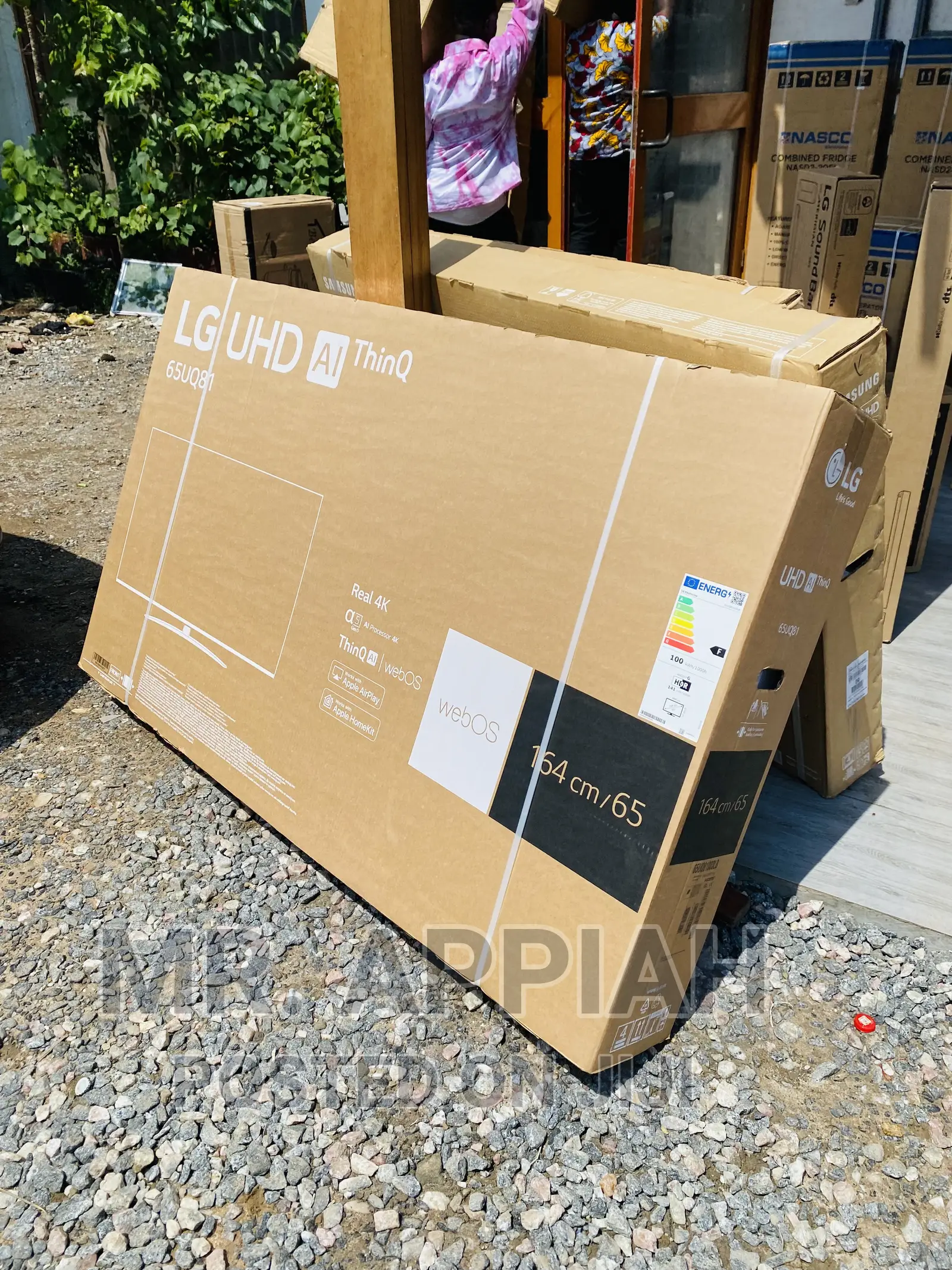 Newly in Stock LG 65uq8100 65” Uhd Smart LED Tv(65”).