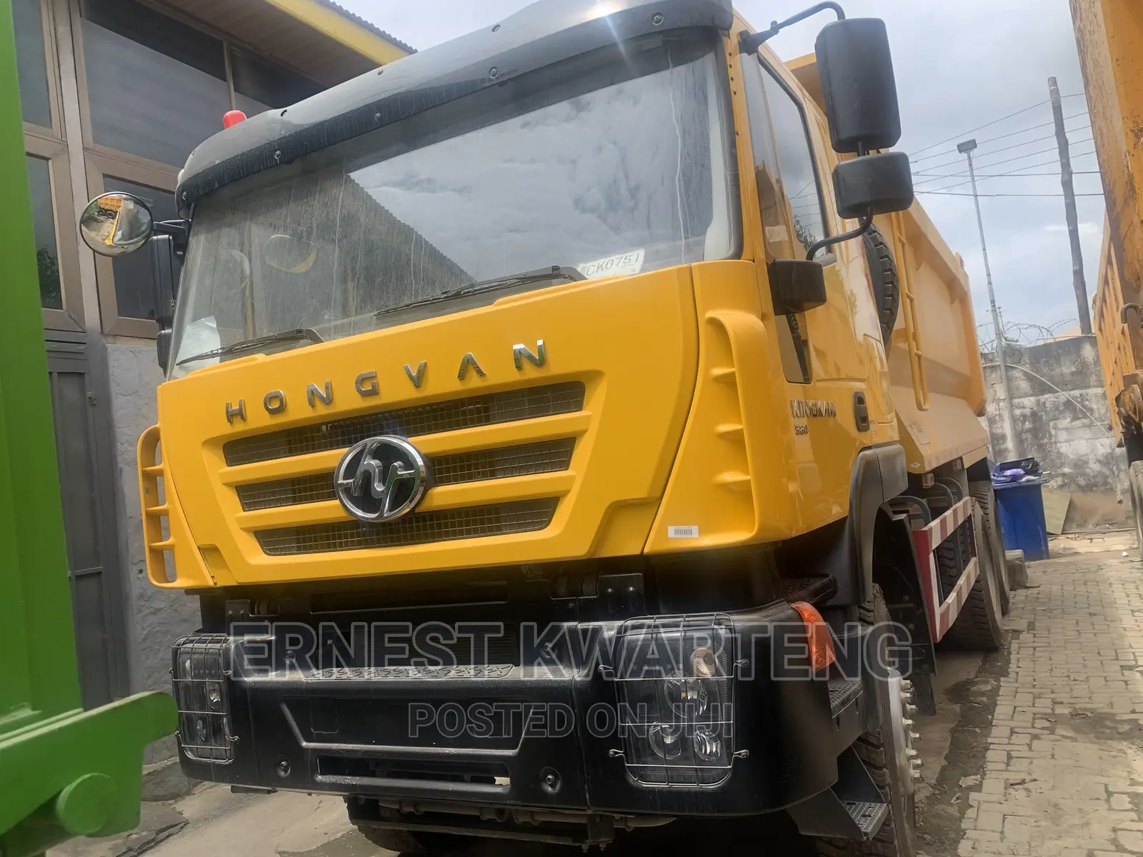 Hongvan Tipper Truck